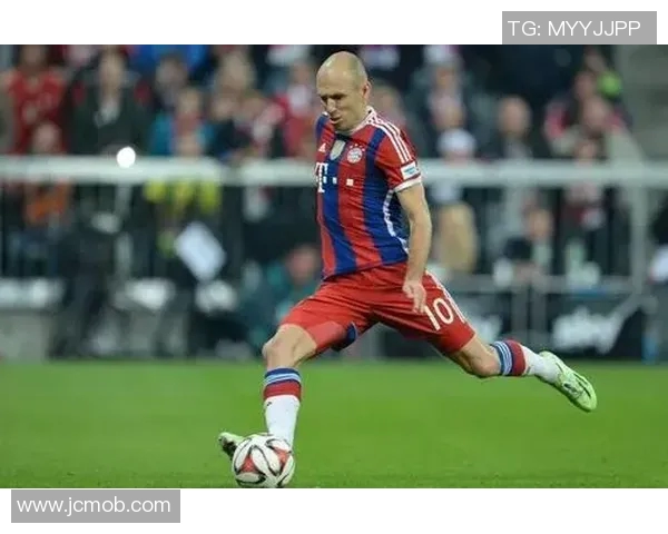 全面球星视角下足球技战术与团队协作发展的深度探索